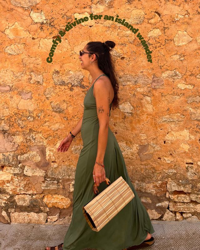 Comfy & divine for an island wander
